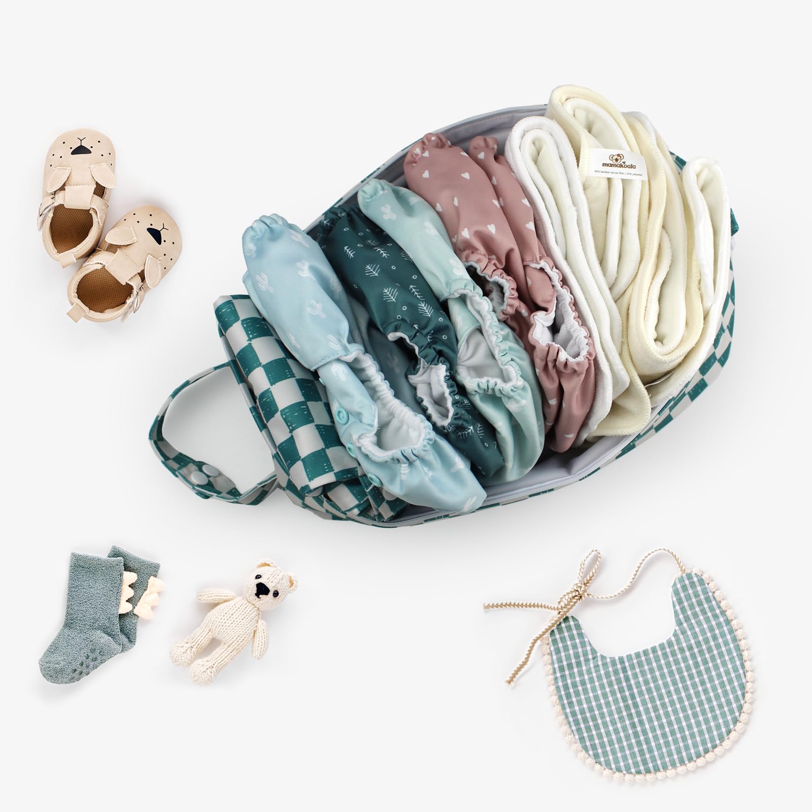 Mama Koala close-up of zipper and waterproof material signals durability and washability.