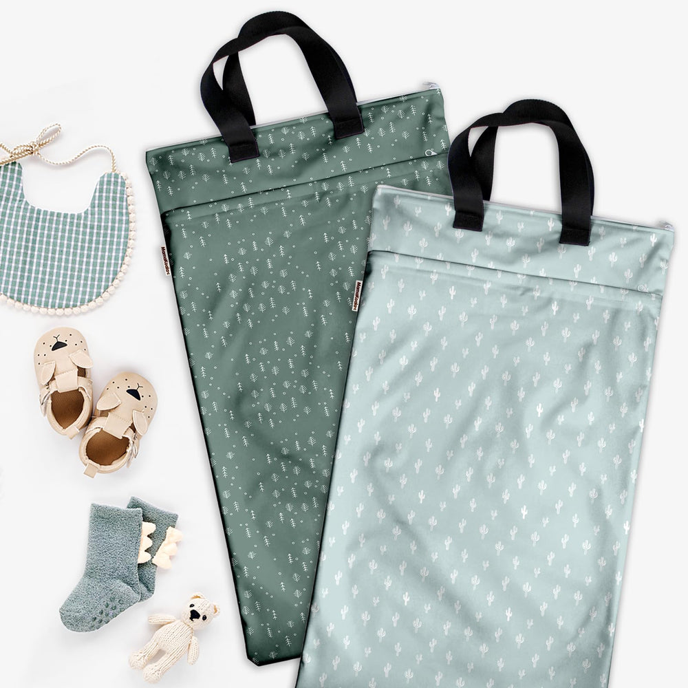 Mama Koala wet dry bag ideal for pump parts and toiletries on trips.