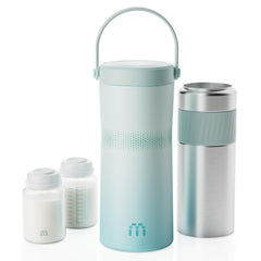 MAMAPRO breast milk cooler with closed lid keeps milk secure during travel.