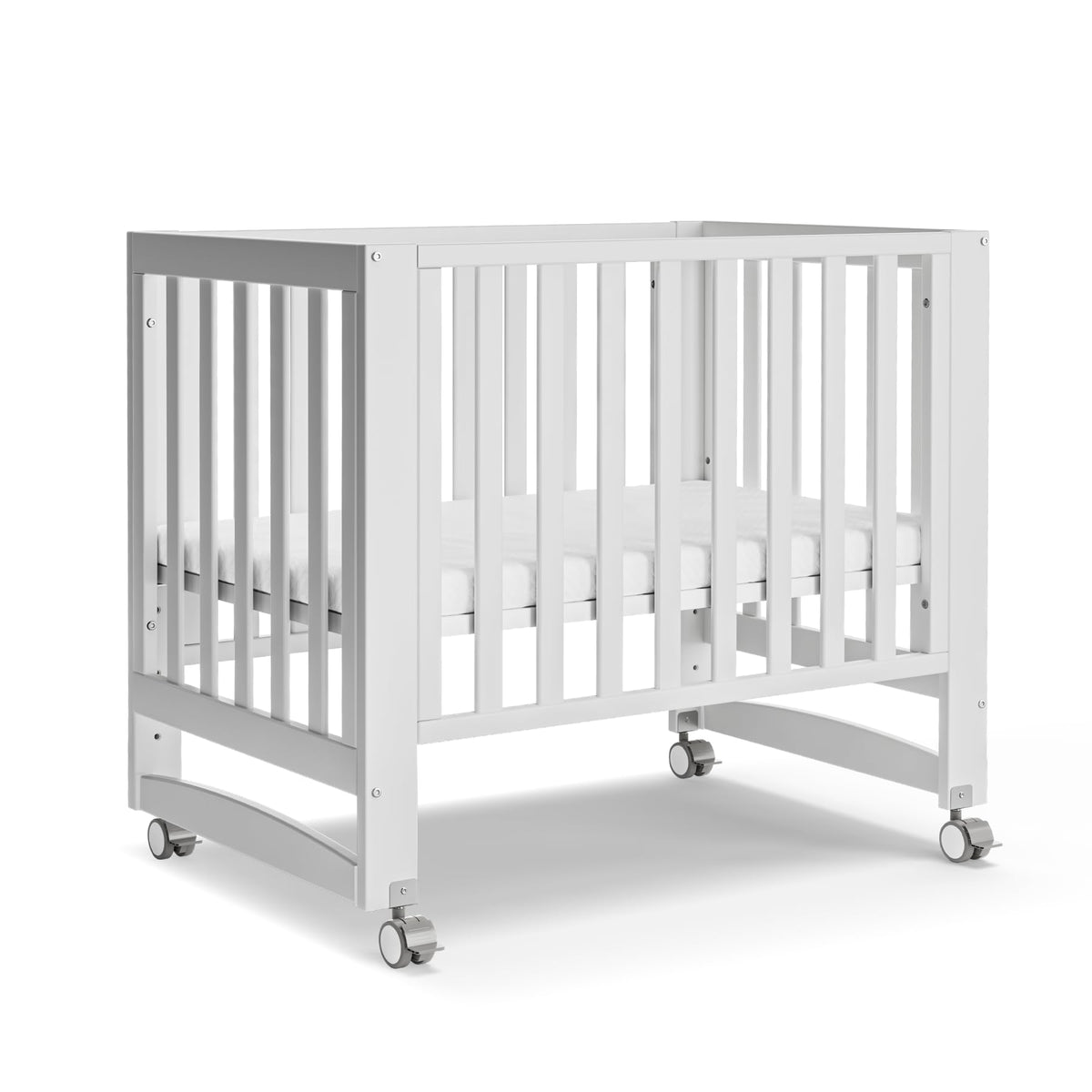 MAMAZING Evonest 6in1 crib frame shows sturdy construction for long-term use