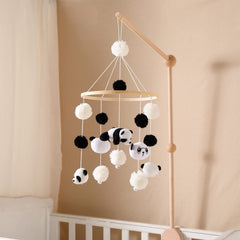 Mamimami Home Panda Mobile stars and wool balls to stimulate baby curiosity