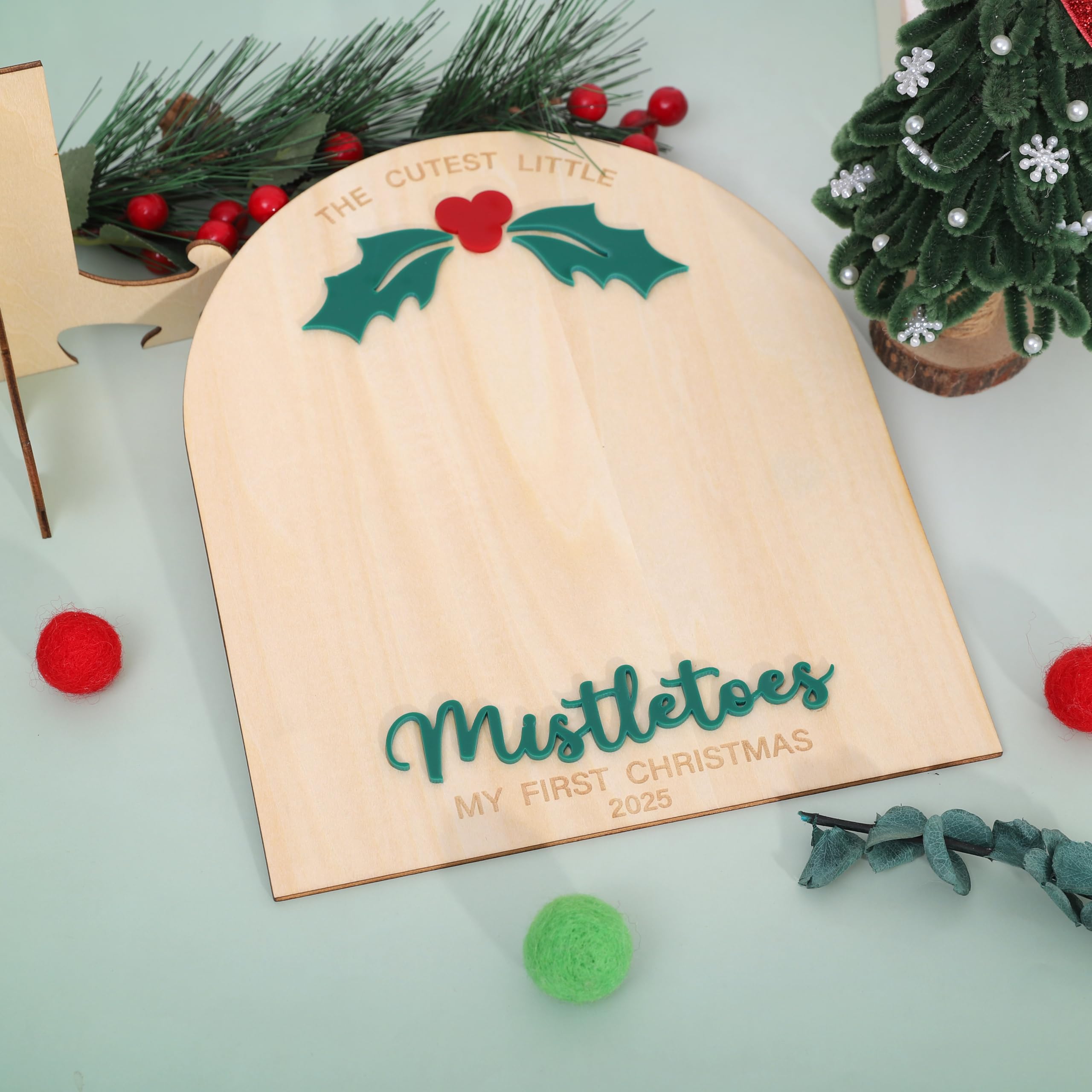 MAMUXI family DIY craft session featuring footprints