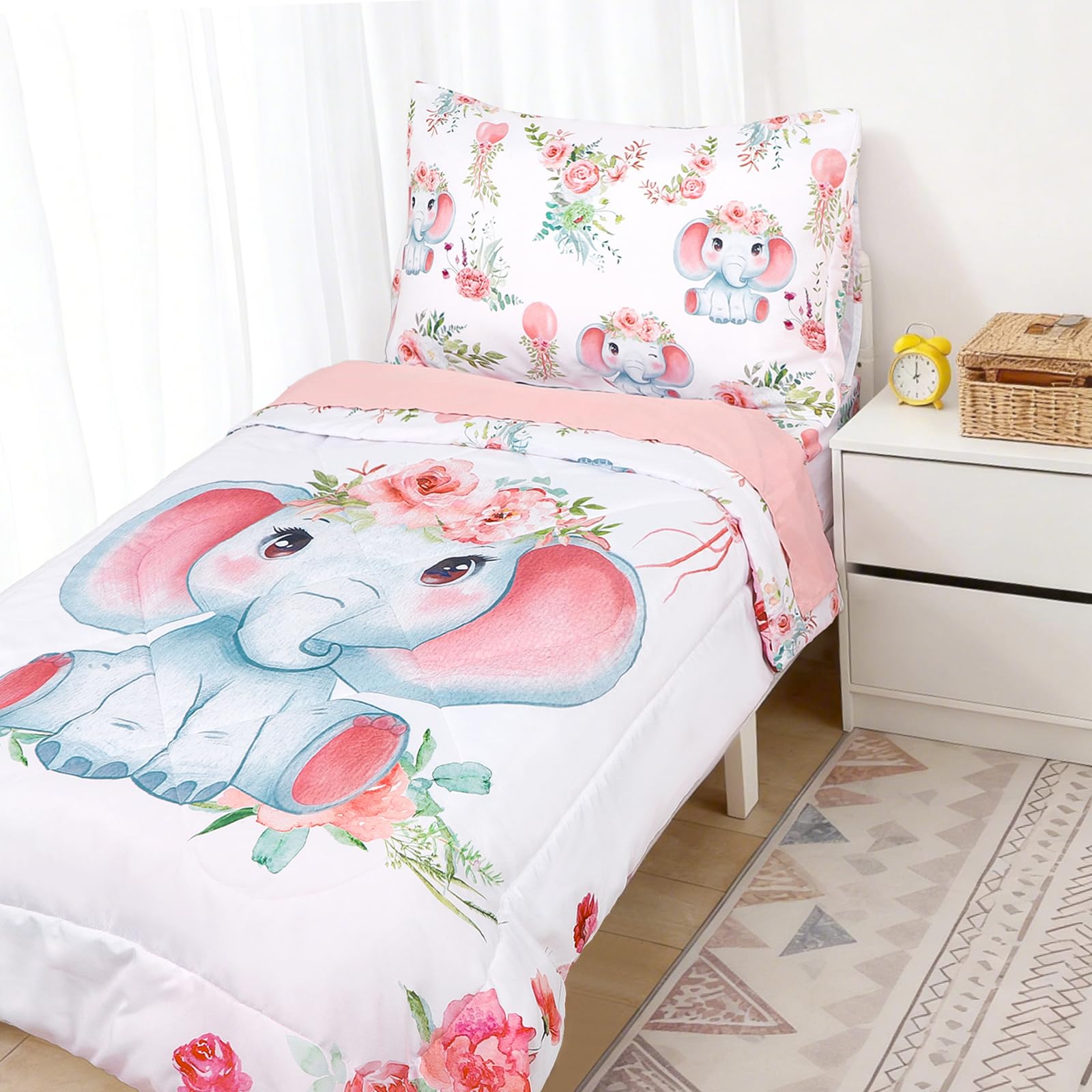 Man Fai Sky elephant-pattern pink bedding adds cozy bedtime appeal