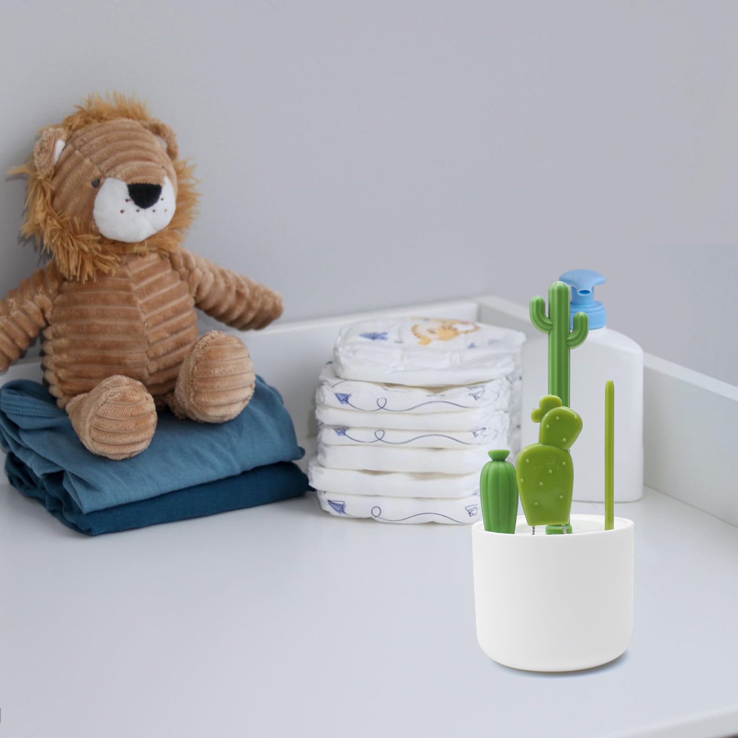 Marsrut cactus bottle brush cleans baby bottles efficiently
