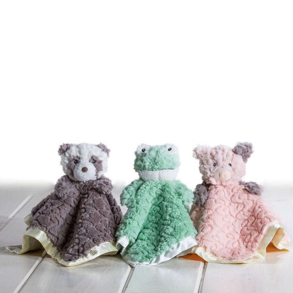 Mary Meyer Putty Nursery Panda nose detail provides a tactile cue for baby exploration