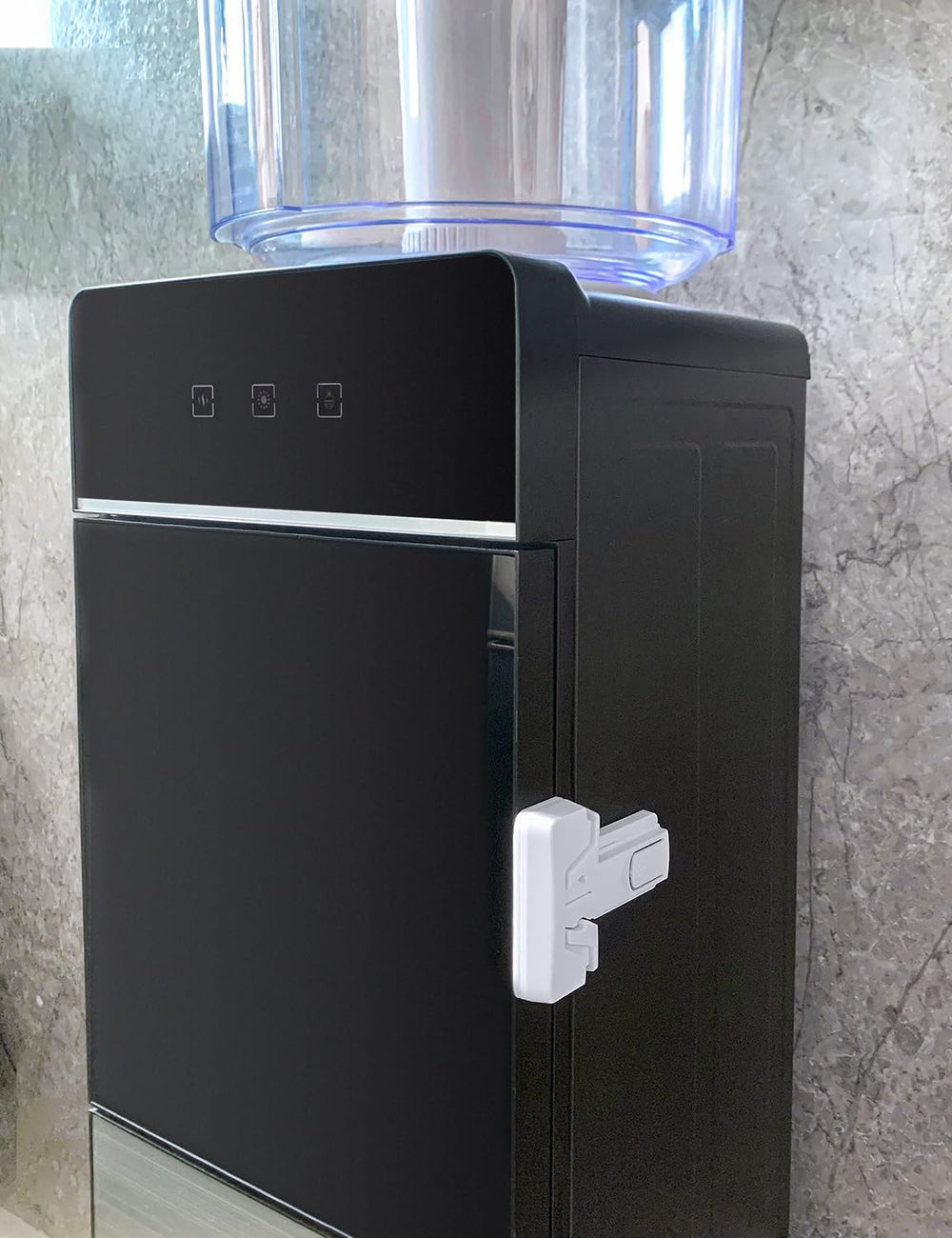 Maveek packaging highlighting 4-pack family-friendly solution