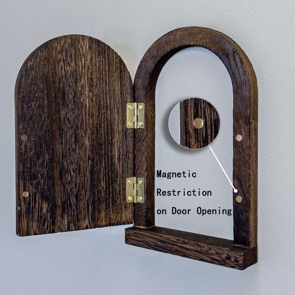 MaxForJoys outlet cover with traceless adhesives enables clean, residue-free mounting.