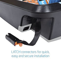 Maxi-Cosi base height-adjustable for a comfortable vehicle fit.