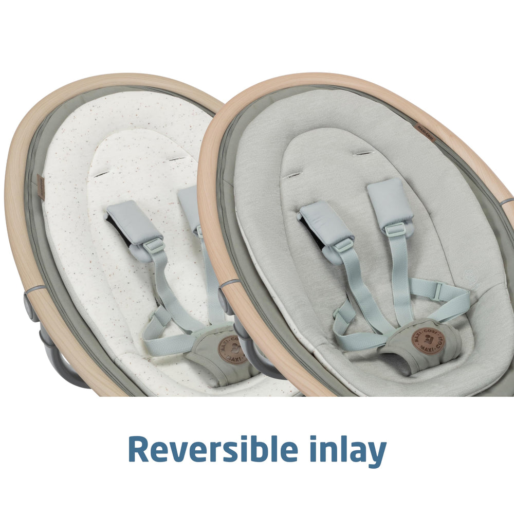 Maxi-Cosi Cassia Swing lightweight foldable design for easy transport.