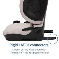 Maxi-Cosi Tanza 10-position headrest adjusted for growing child.