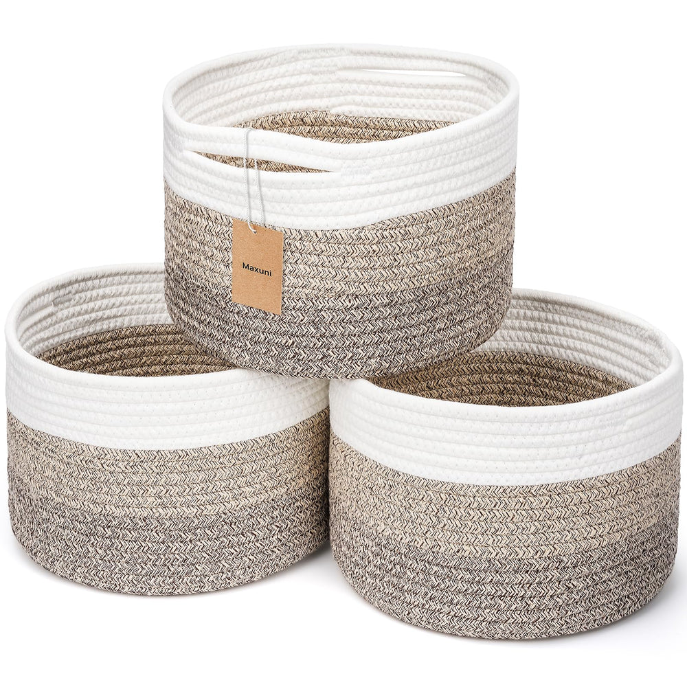 Maxuni small rope basket closeup weave shows soft cotton rope and sturdy weave for durable storage