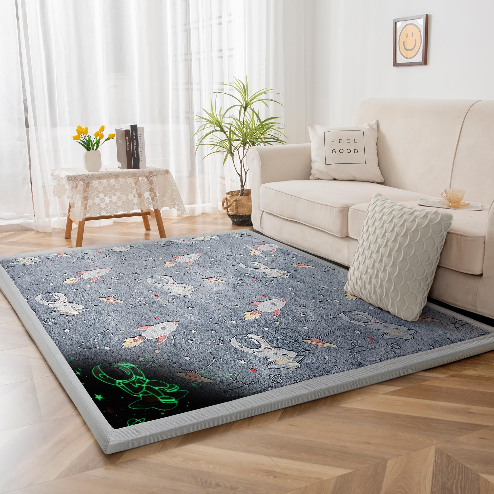 MAXYOYO memory-foam padding prevents sinking and protects floors.