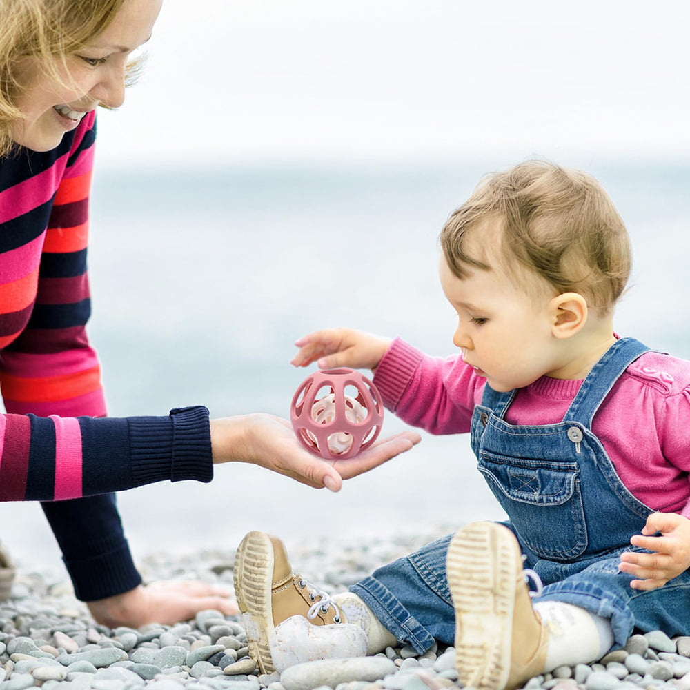MCGMITT Sensory Balls soft-durable-texture image communicates long-lasting cuddly play.