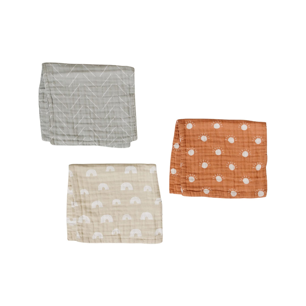 Mebie Baby burp cloths easy cleanup after feeds.