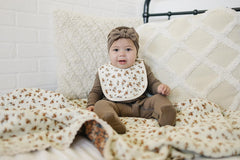 Assorted colors from Mebie Baby muslin bib set, versatile for boy or girl outfits