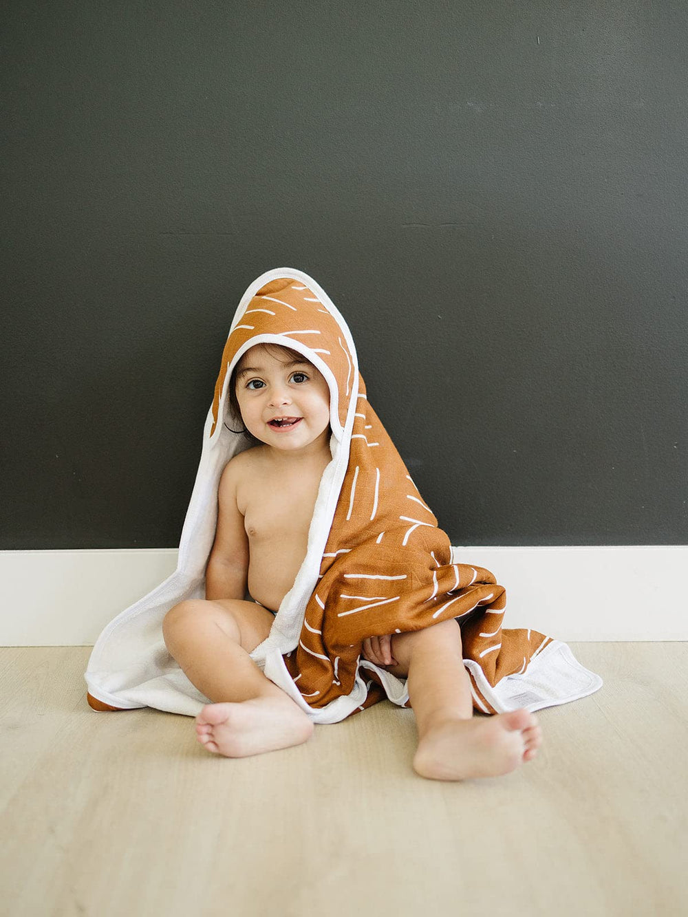 Mebie Baby toddler-sized hooded towel grows with your child during years.