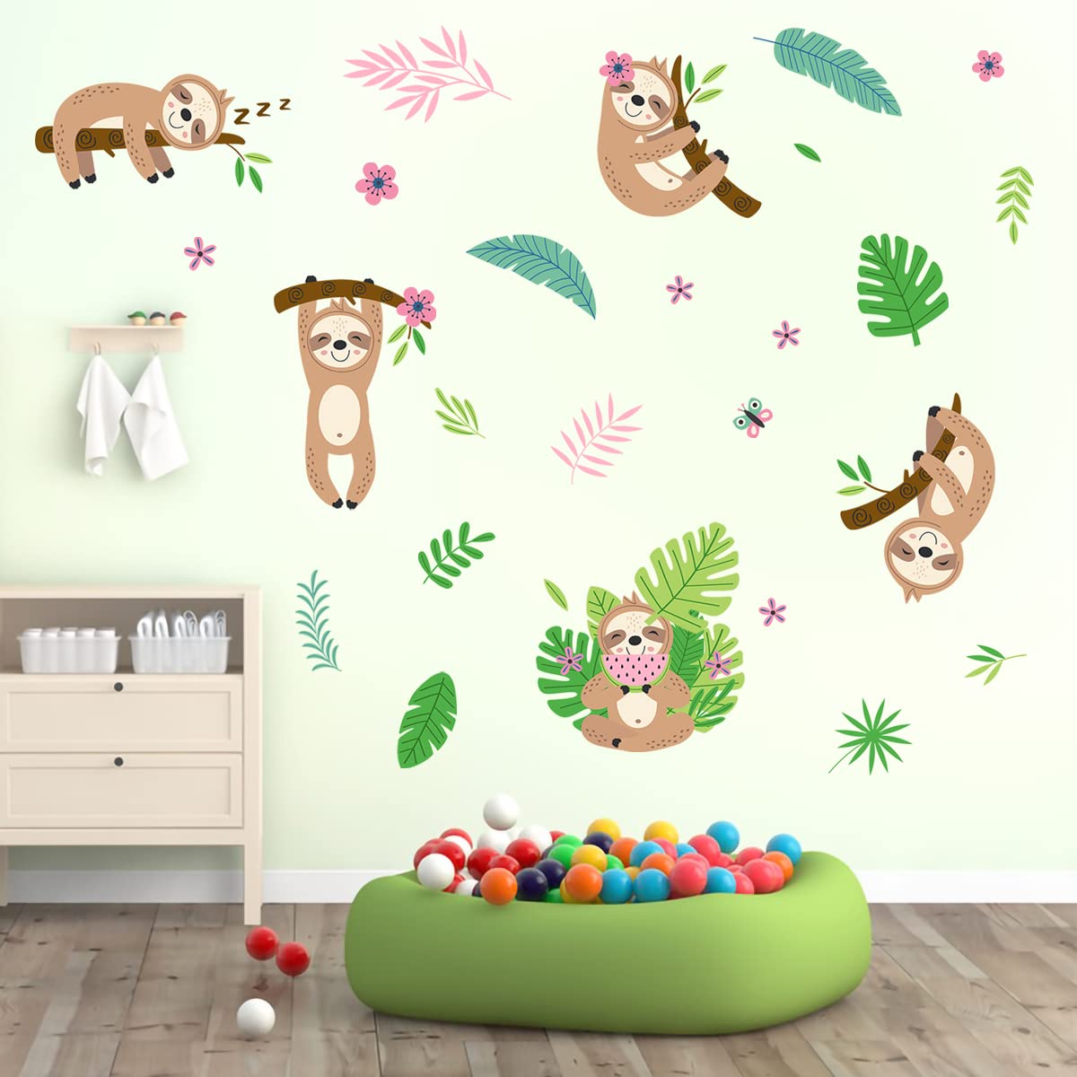 MEFOSS easy-peel wall art enables flexible decorating with no residue