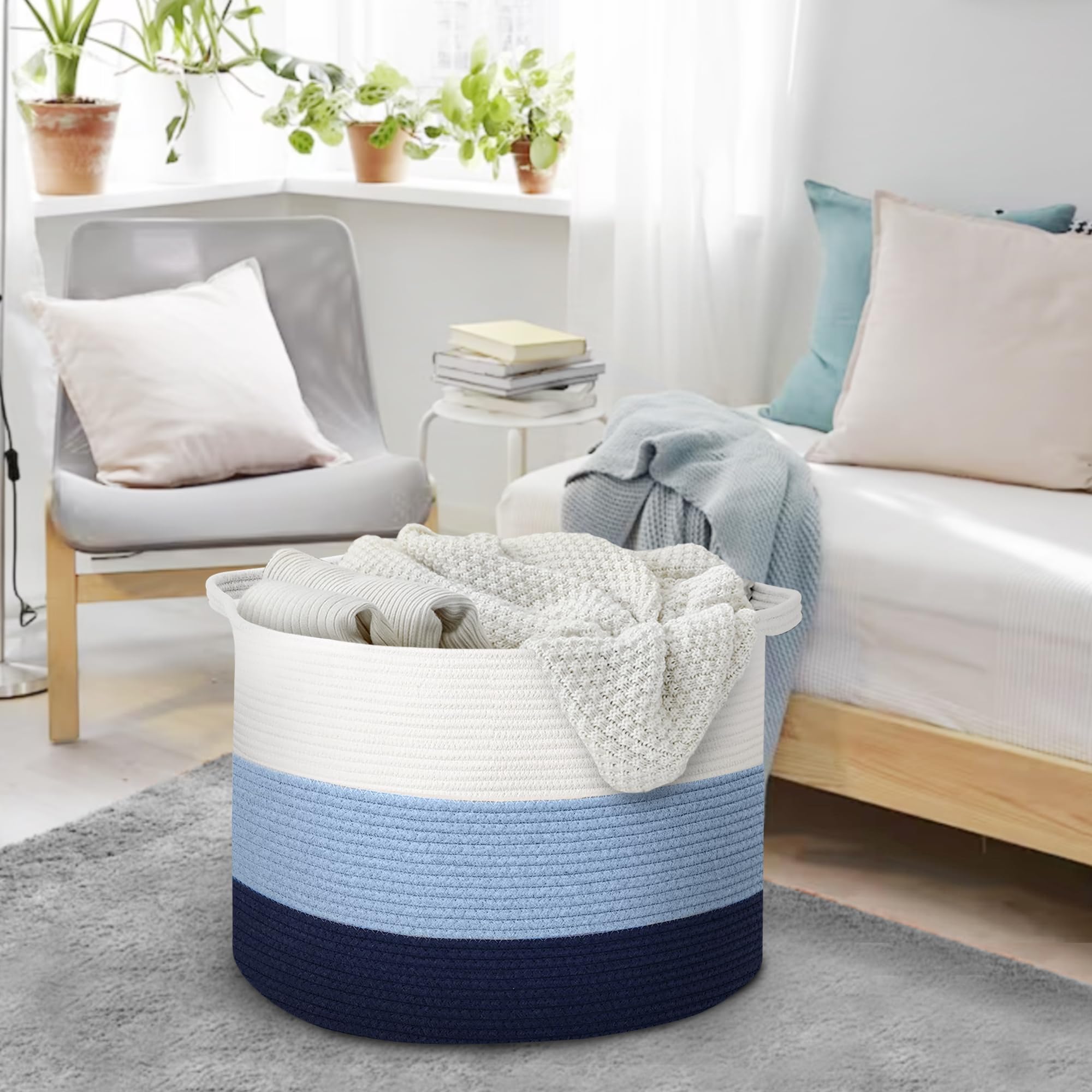 MEGASKET living room storage for blankets and toys