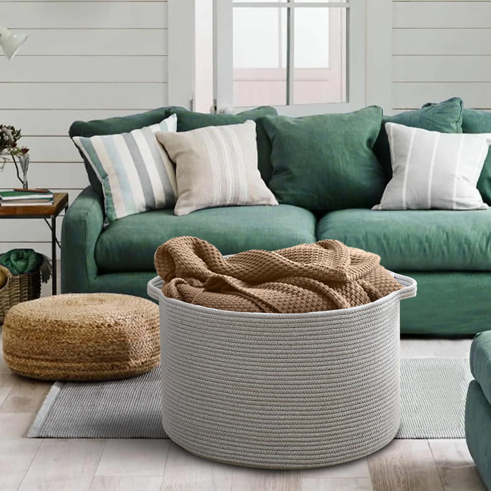MEGASKET sturdy handles enable easy transport of the large storage bin