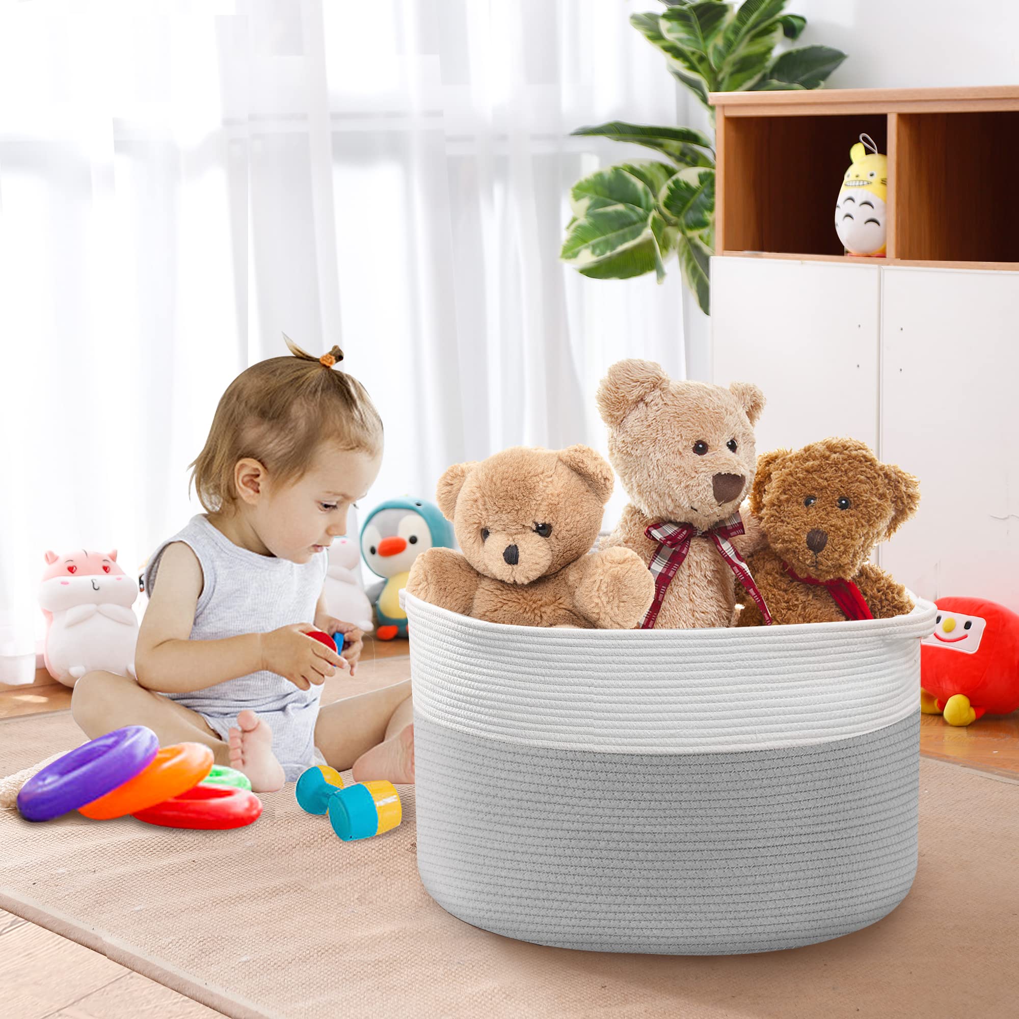 MEGASKET XXXL storage bin with reinforced handles for easy transport between rooms.