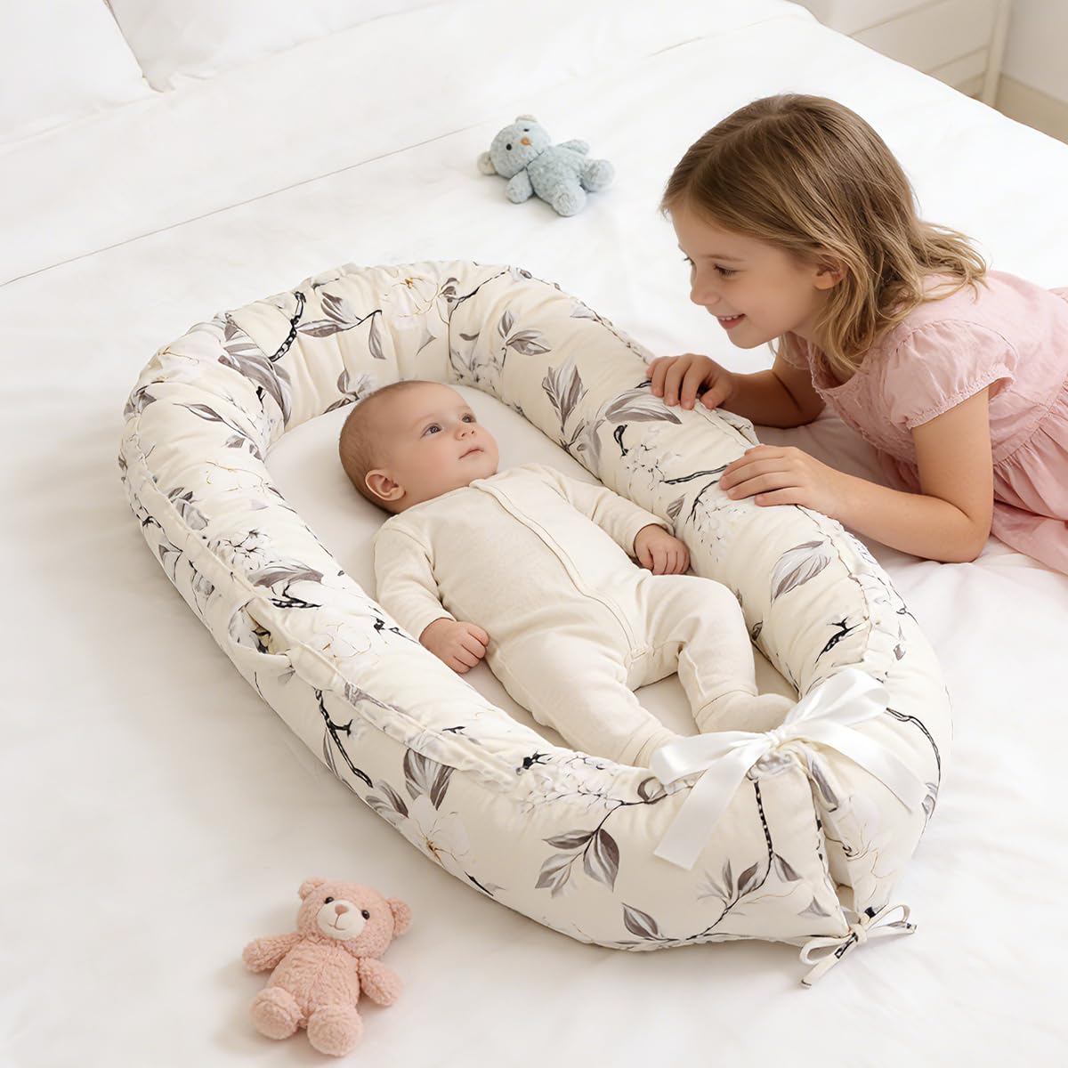 Meindoovm baby lounger dimensions 34.5 by 20 inches provide roomy support.