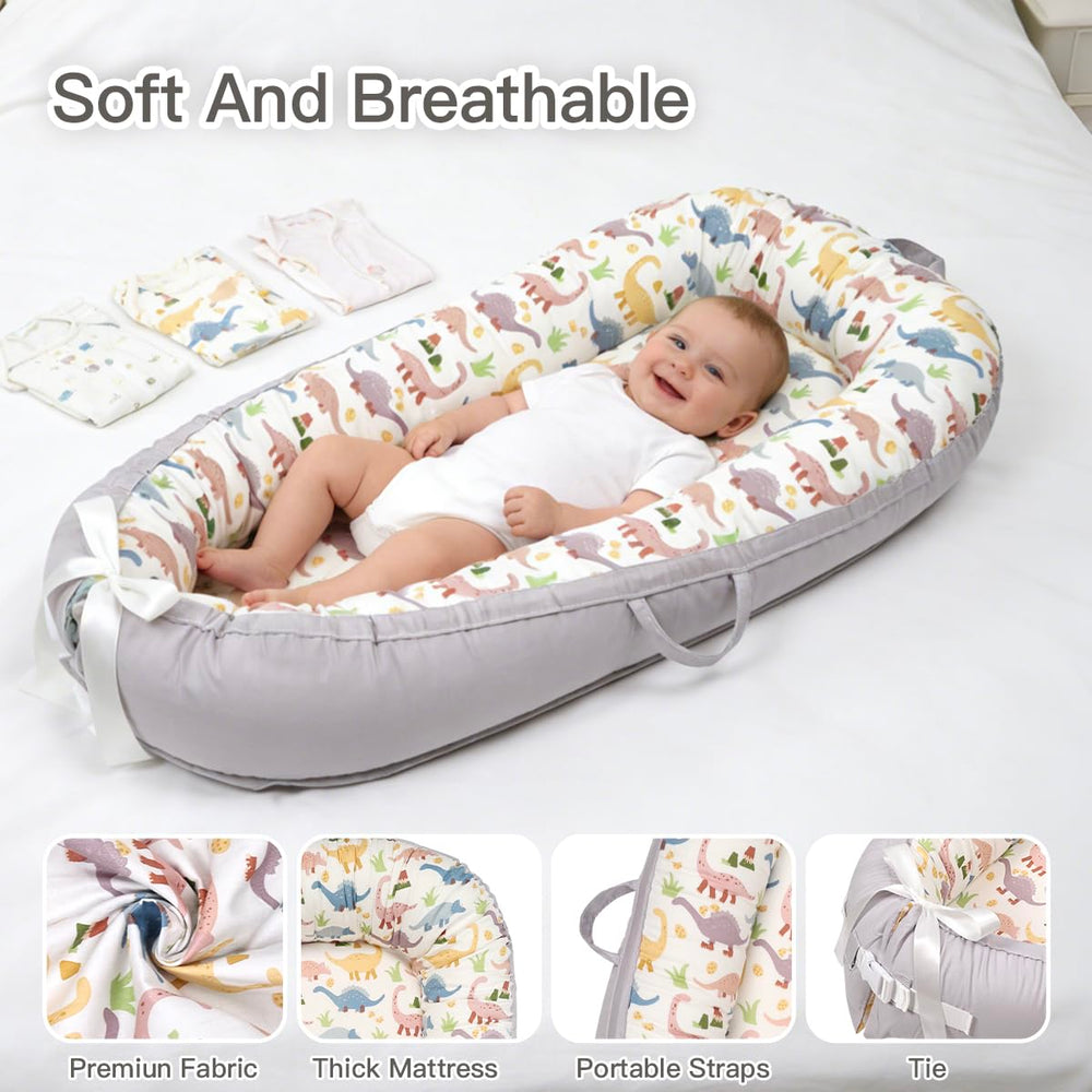 Meindoovm baby lounger fabric texture – soft organic cotton for gentle daytime comfort.