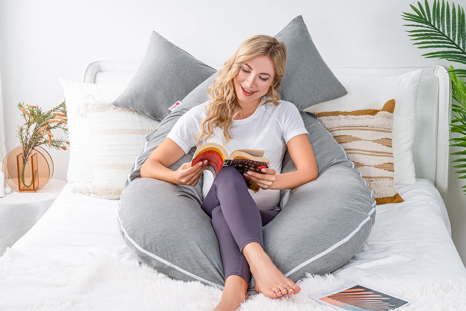 Meiz 7D-polyester-filling provides soft, fluffy full-body support.