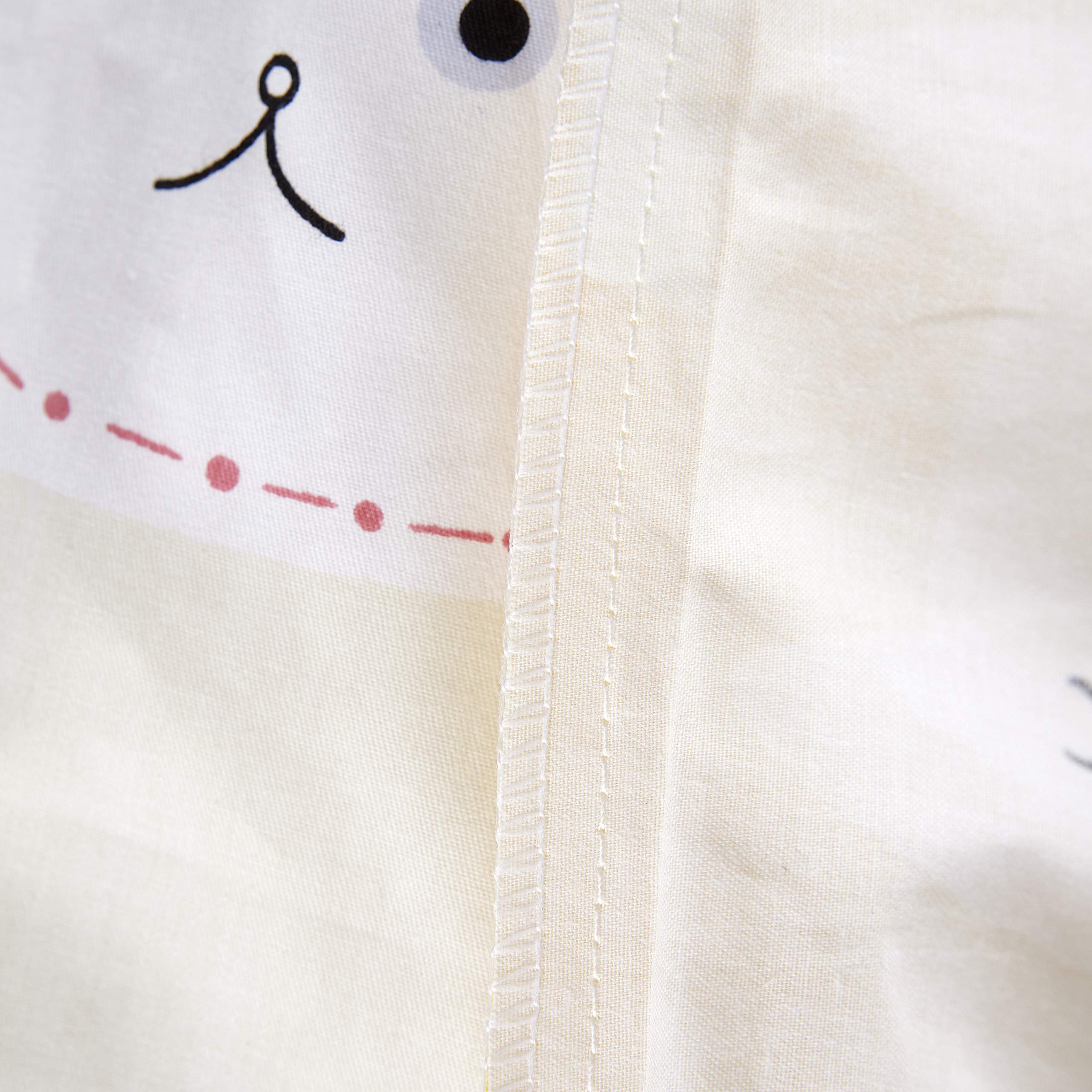 MEJU Cat Kitty bedding enhances a playful room, making bedtime feel cozy and inviting.