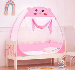 Mengersi crib tent double-door design helps easy access while keeping insects out.