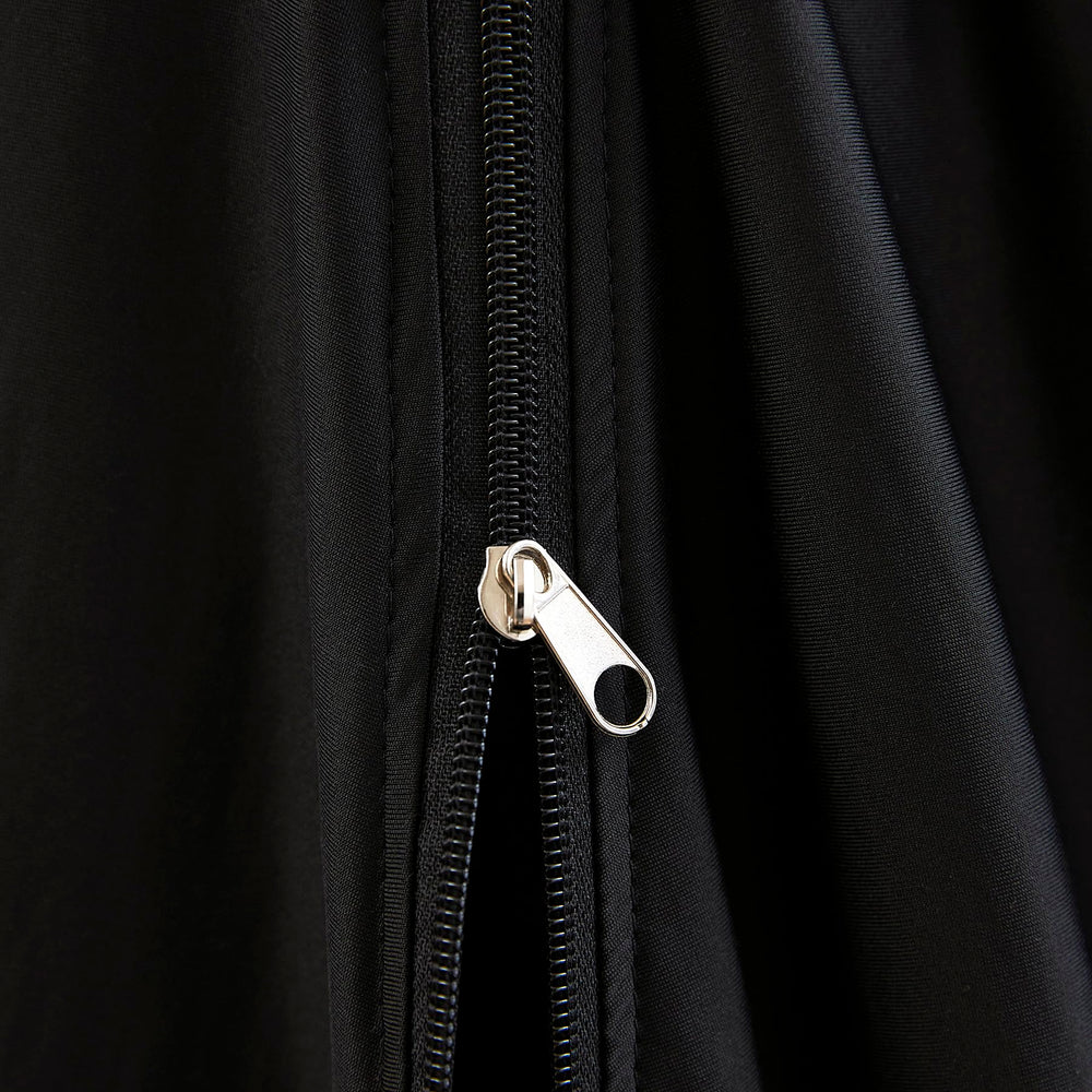 Mengersi tent features a fan pocket for optional airflow.