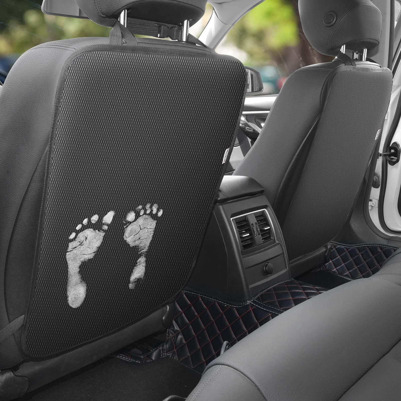 Meolsaek Kick Mats 600D fabric, sturdy structure for heavy use.