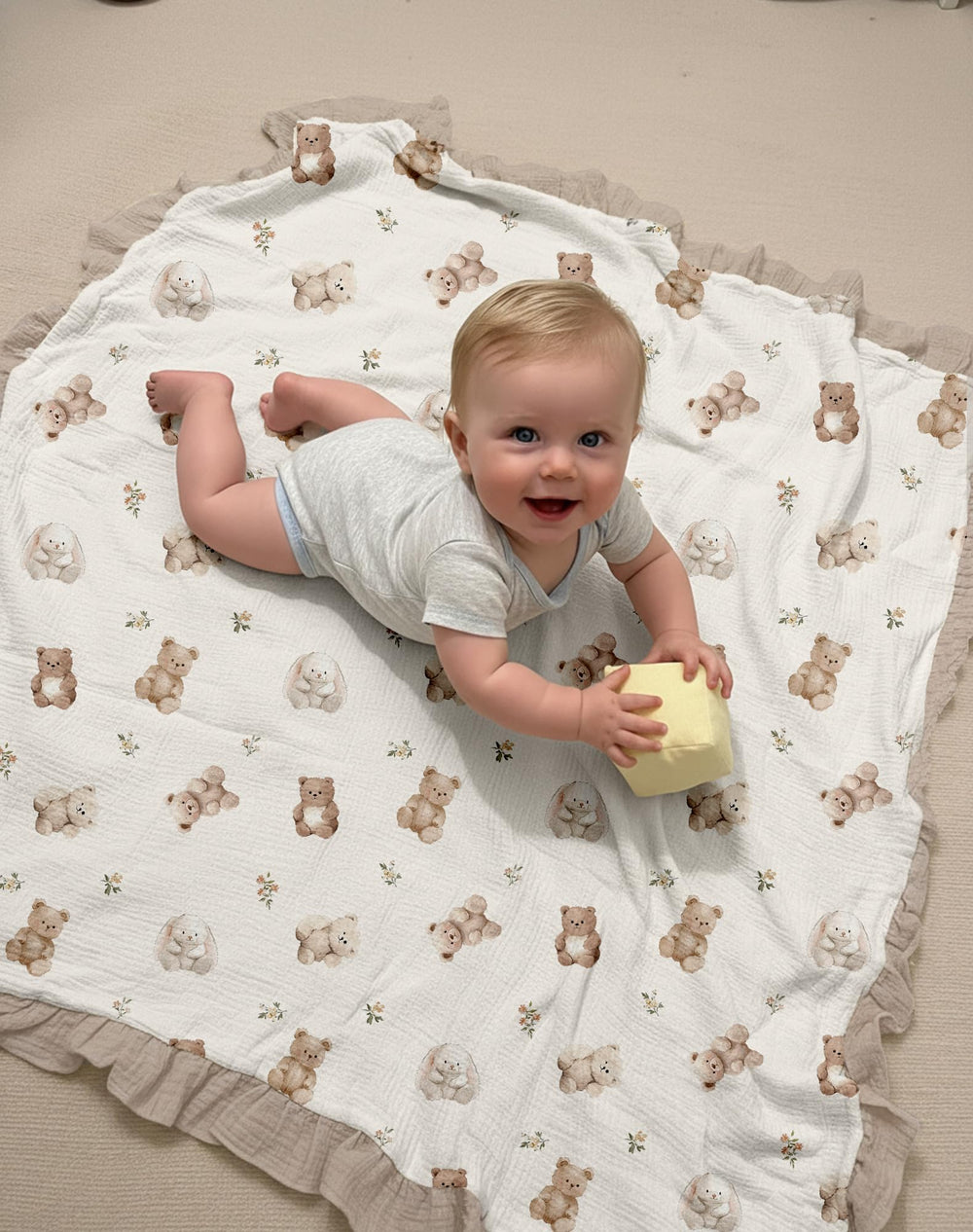 Meowcards baby-nap-scene demonstrates cozy wrap for restful daytime sleep.