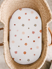 Meowcards bassinet sheet oval-fit with elastic bottom for secure changes