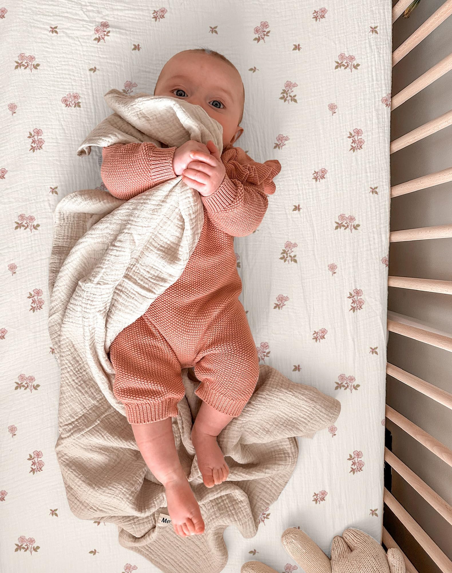 Meowcards mini crib sheets are machine washable, making laundry simpler for busy parents