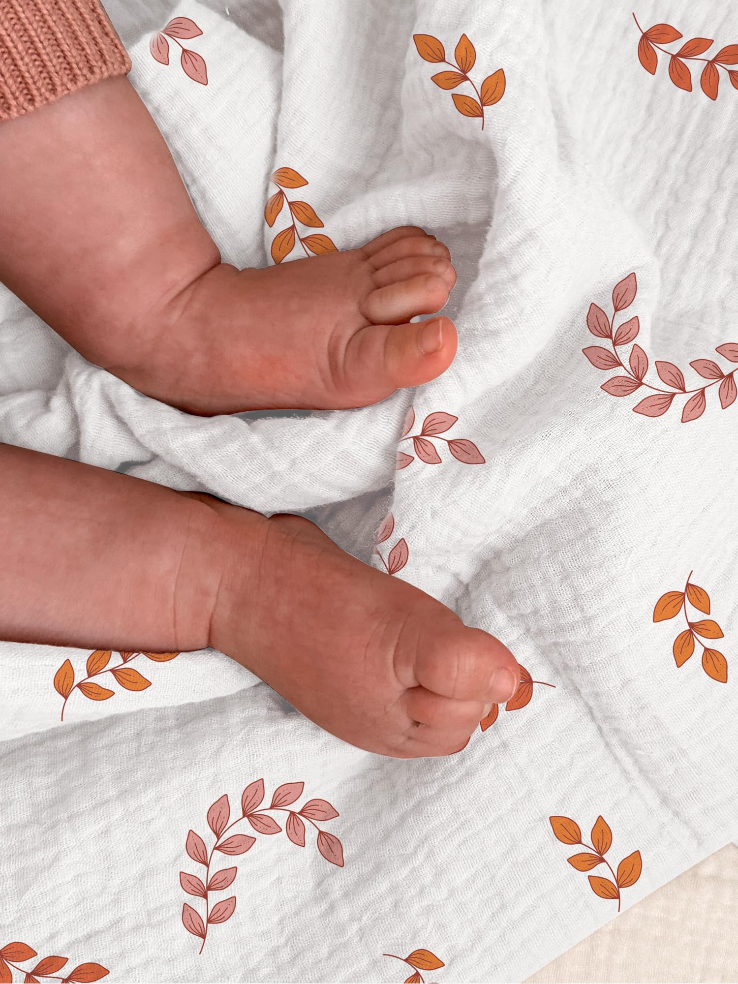 Meowcards swaddle blanket leaf 47x47 size offers ample coverage.
