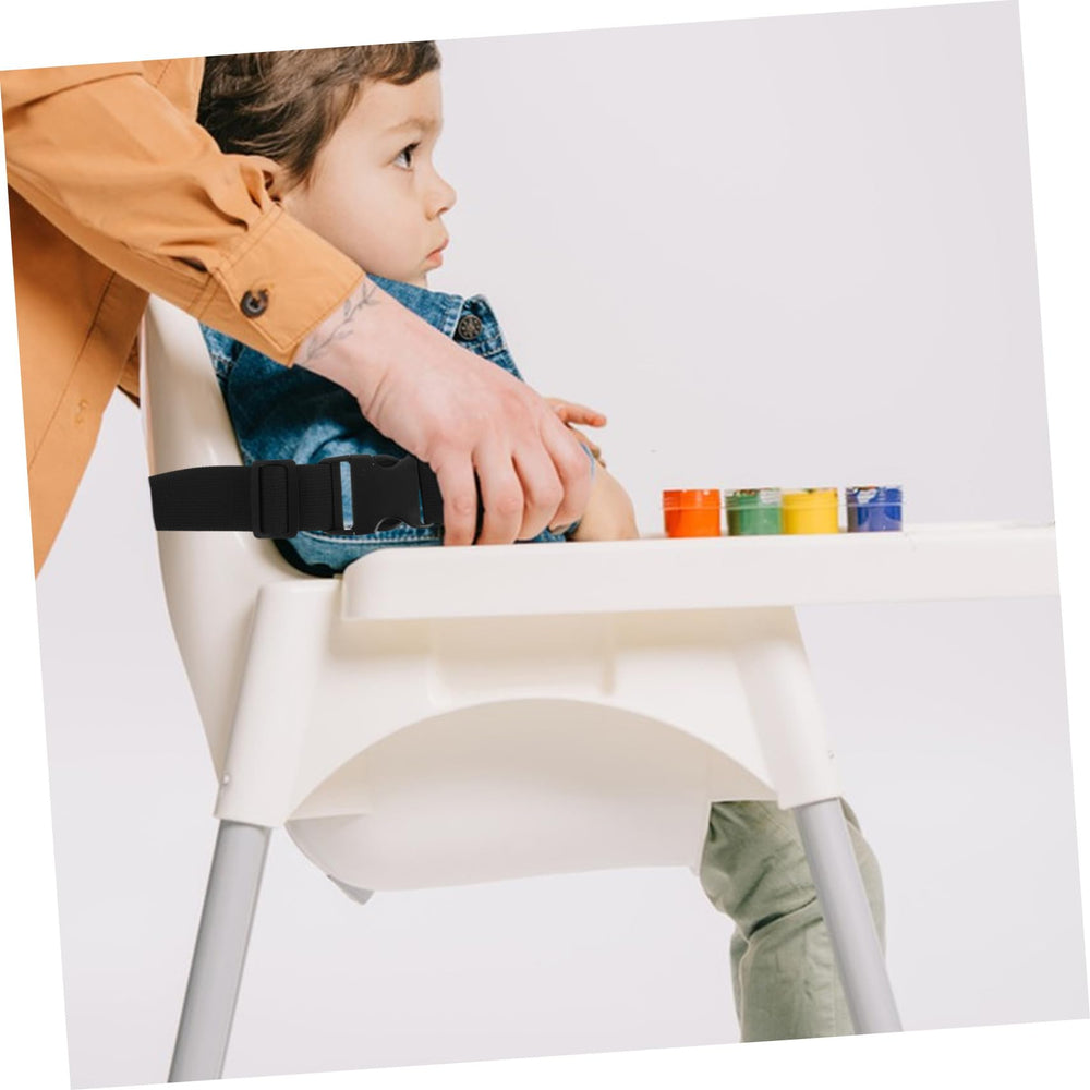 MERRYHAPY booster seat straps secure-fit demonstrates snug, reliable toddler seating.
