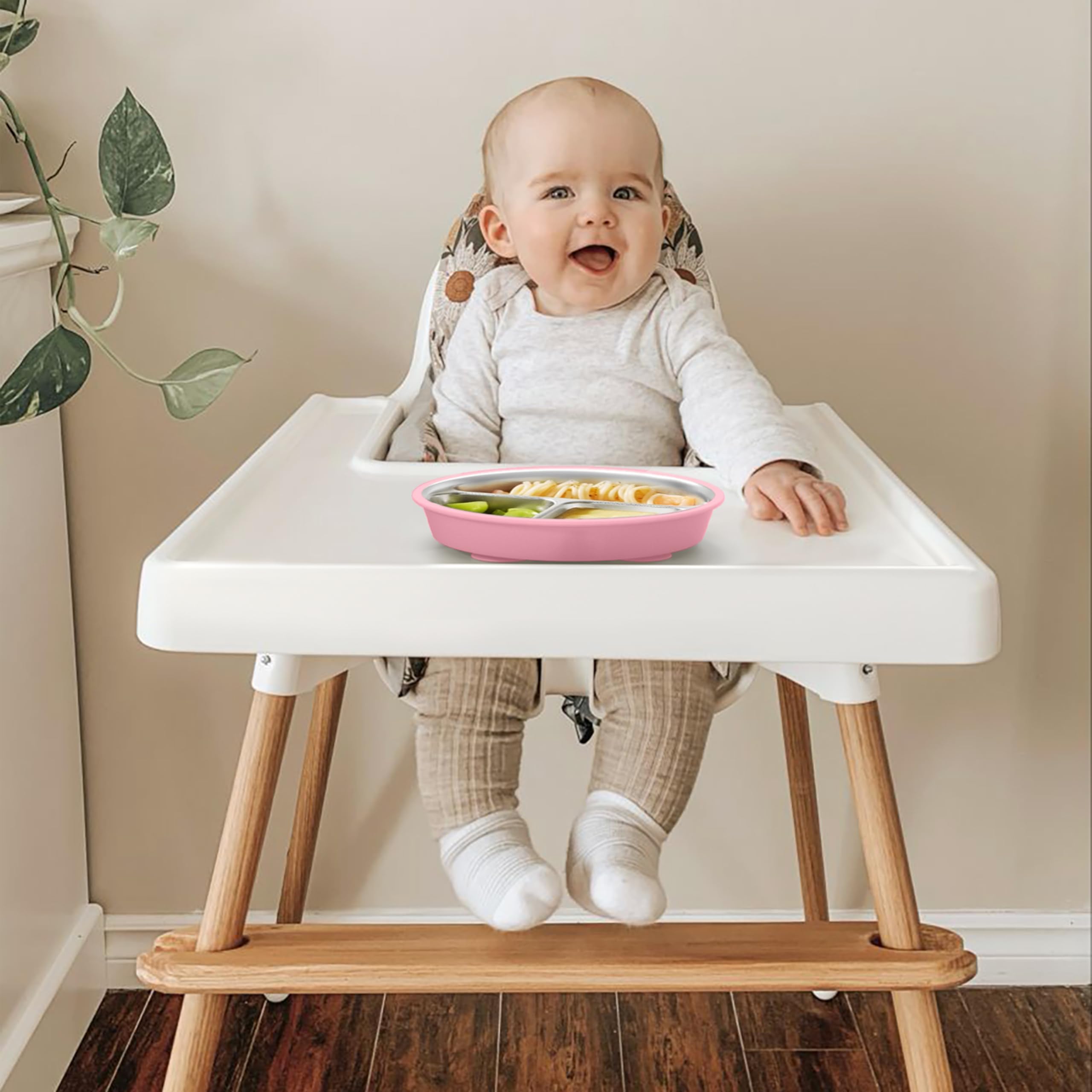 MEUIS suction toddler plates set kitchen-scene highlights non-toxic, eco-friendly materials