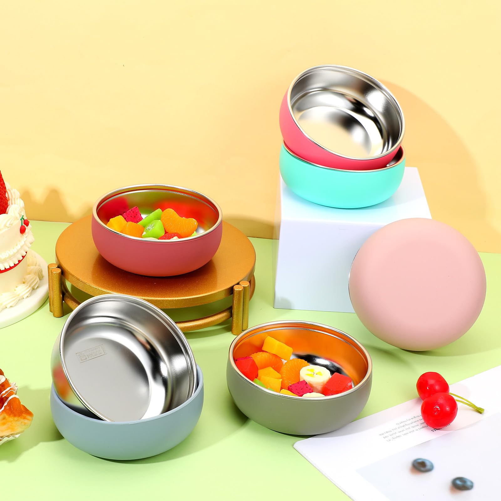 Meyeyaia kids bowls with silicone sleeve removed for easy dishwasher cleaning