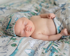 Miaoberry wooden-birth-sign offers a keepsake birth announcement prop.
