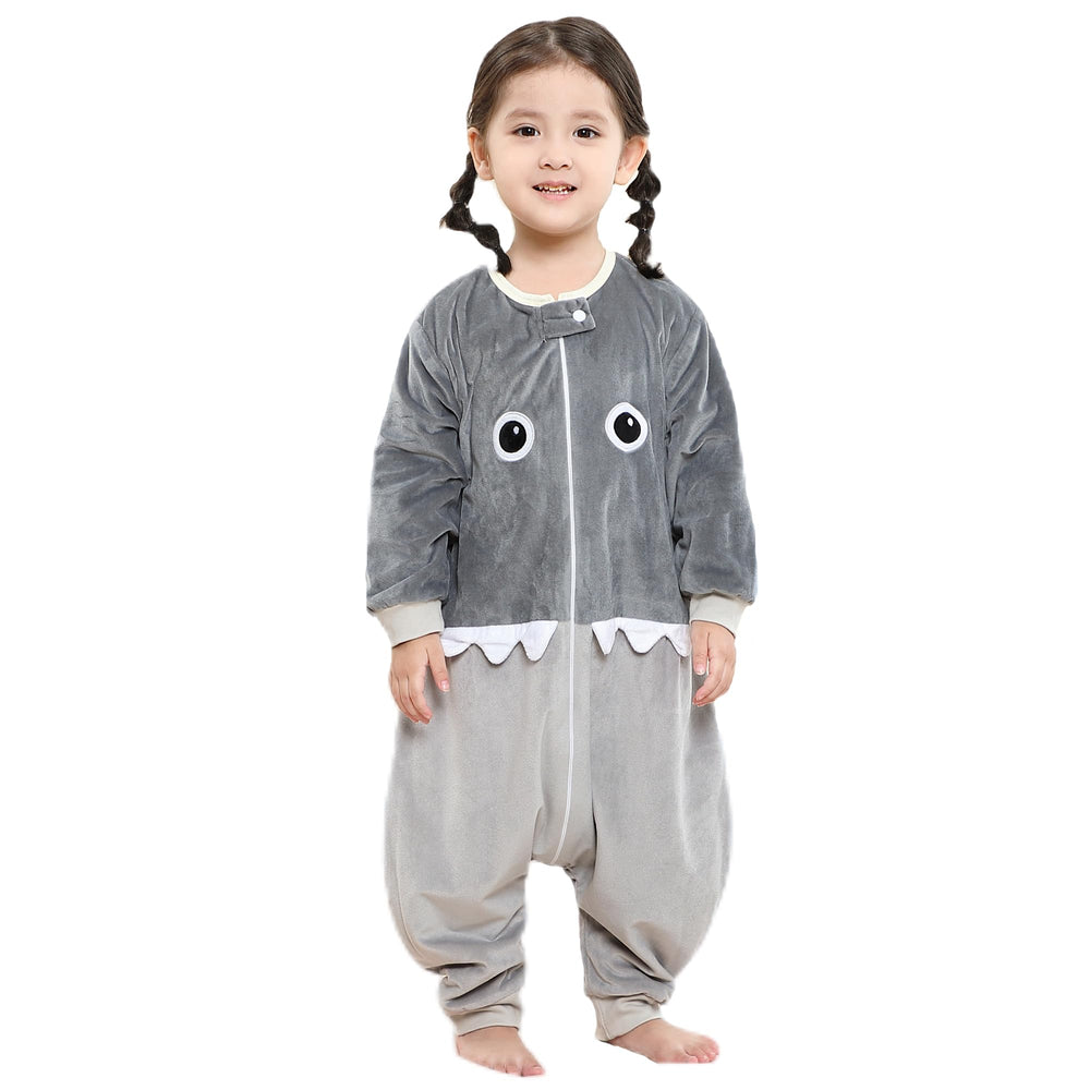 MICHLEY baby sleeping bag front view, shark design, cozy warmth for winter nights.