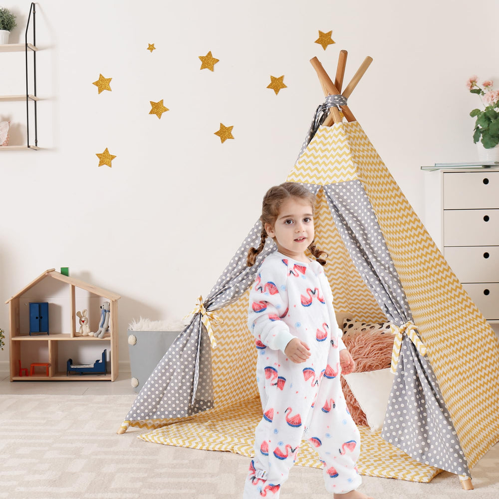 MICHLEY flannel sleeping bag offers six design options to suit style.