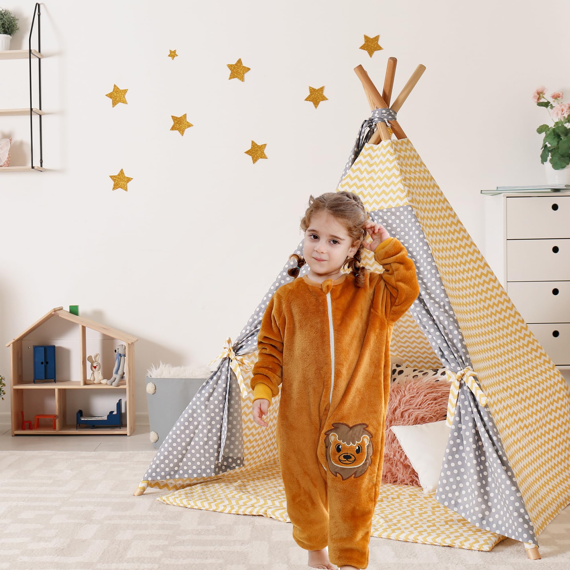 MICHLEY flannel sleeping sack washable design keeps fabric fresh between uses.
