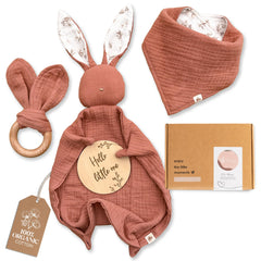 Mikito organic cotton newborn gifts box opened and ready to gift