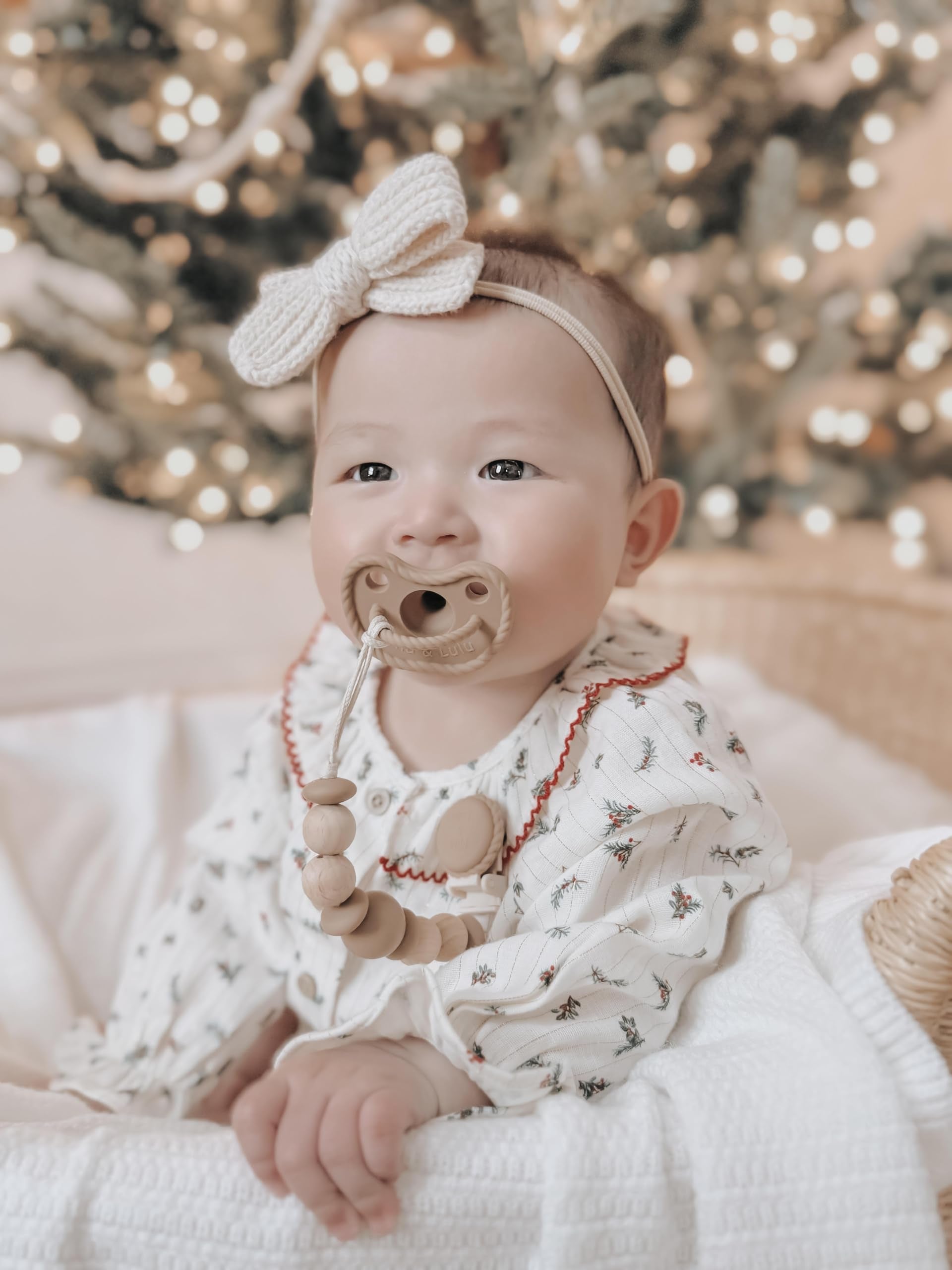 Mila & Lulu seamless design pacifier reduces crevices for hygiene