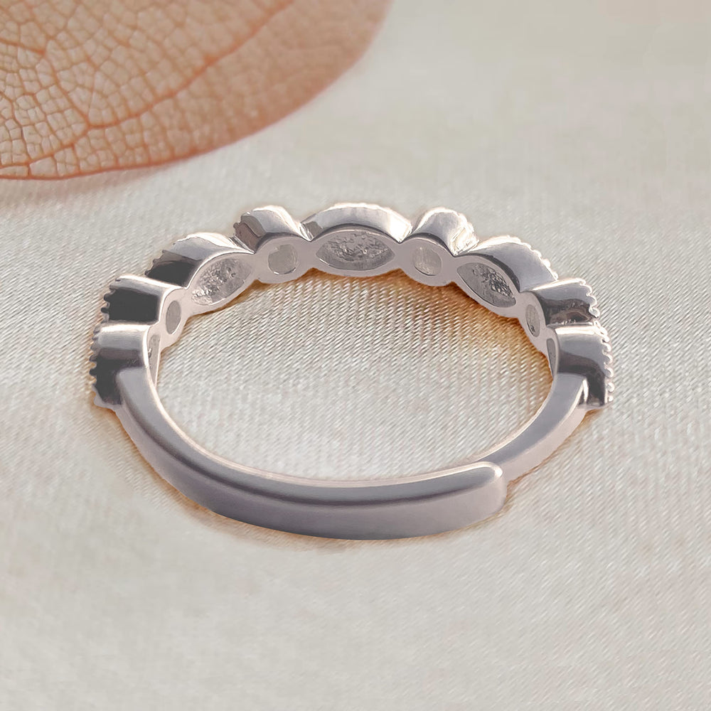 Milky Treasures Band Ring DIY cavities ready for personalized filling.