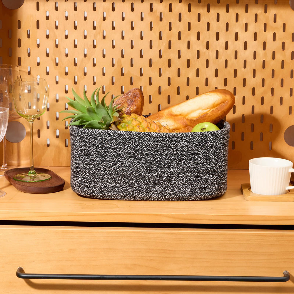 MiniArk easy-shaping basket helps regain shape after shipping.
