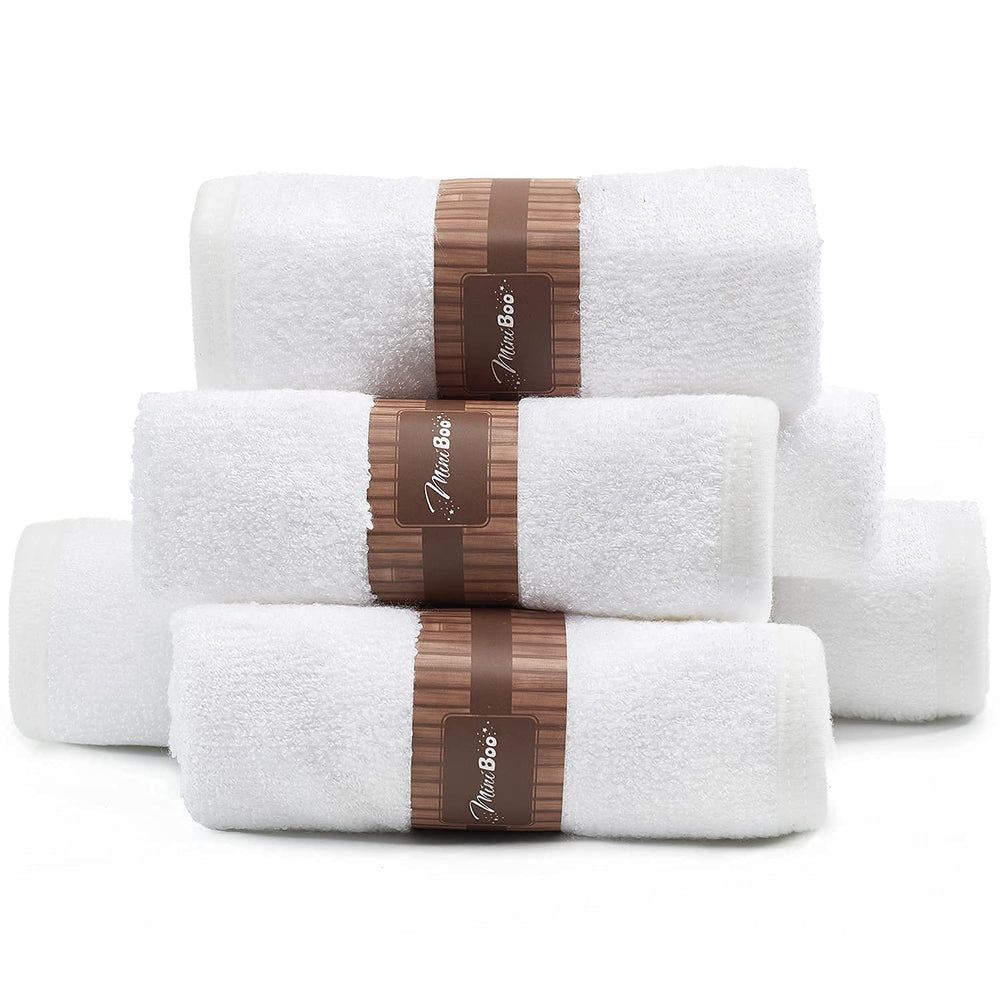 MINIBOO 500gsm bamboo cloth demonstrates high absorbency for quick drying.