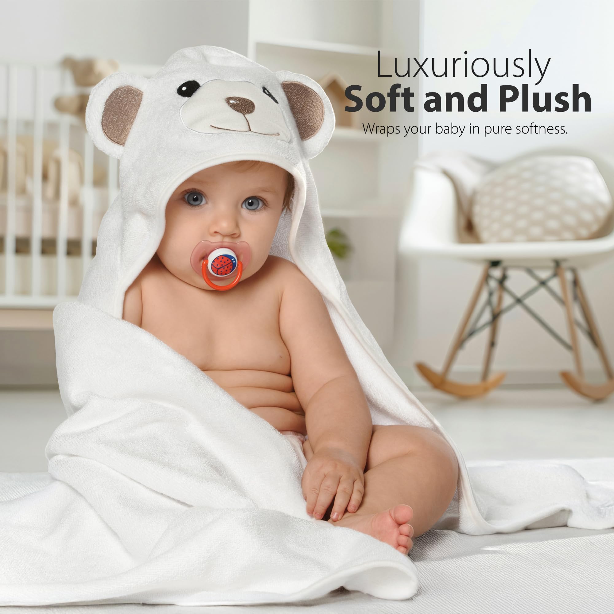 MINIBOO hooded towel 35x35 inch offers full-body coverage for newborns and toddlers