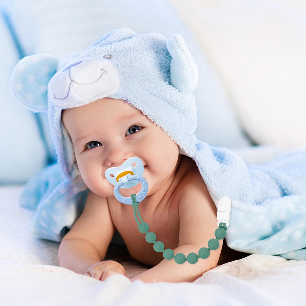 MINMUNJIU silicone teething beads on the clip soothe gums during calm moments.