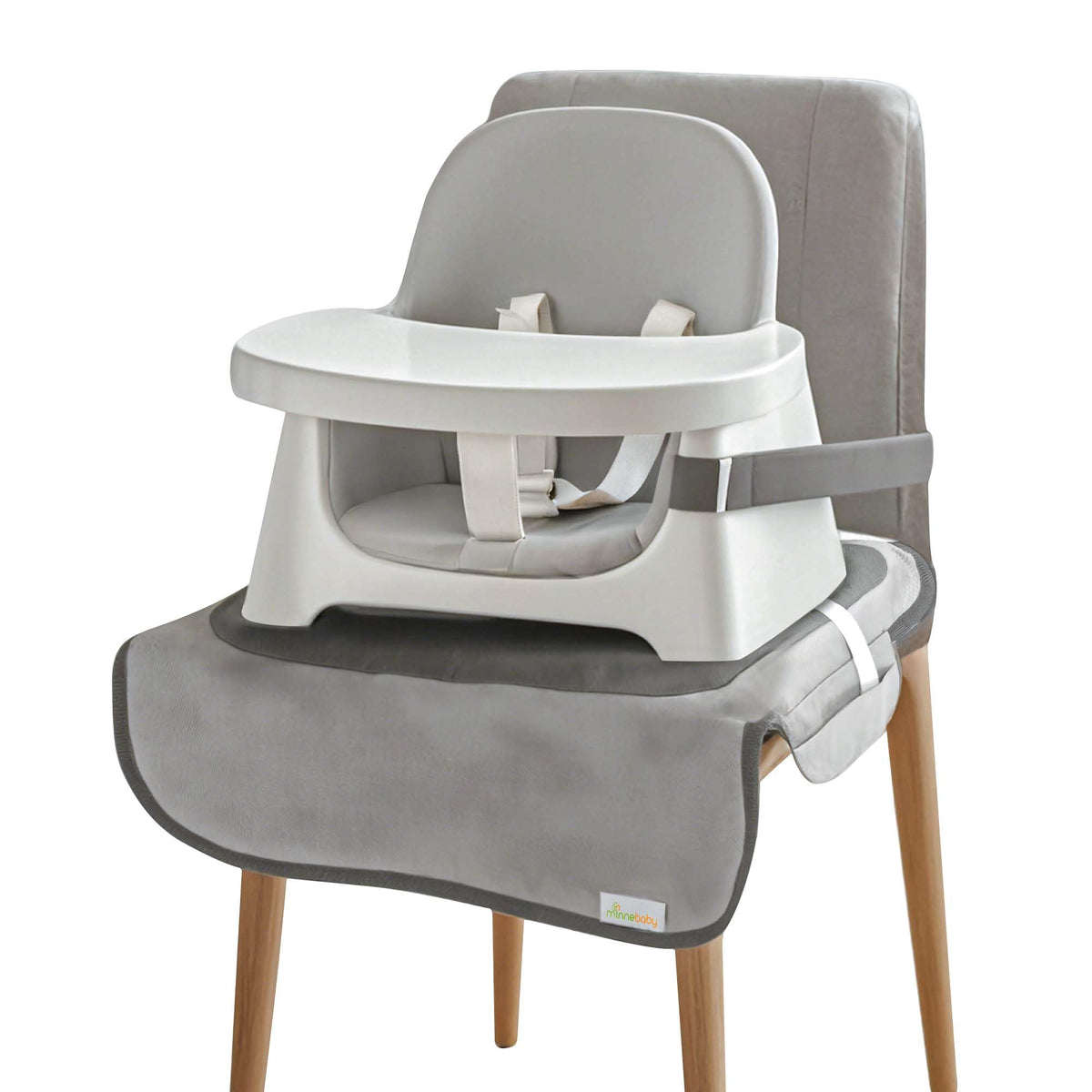 Minne Minnebaby booster chair cover top view protects upholstery during meals.